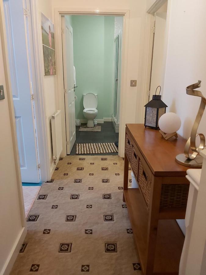 Sheffield City Centre , Free Wifi & Parking - Private Room - Shared House Zewnętrze zdjęcie